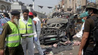 صورة مقتل 3 وإصابة 20 في انفجار بمدينة “لاهور” شرقي باكستان